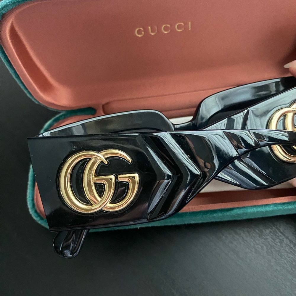 Gucci Black/Grey Rectangle Frame Sunglasses - Guc… - image 4